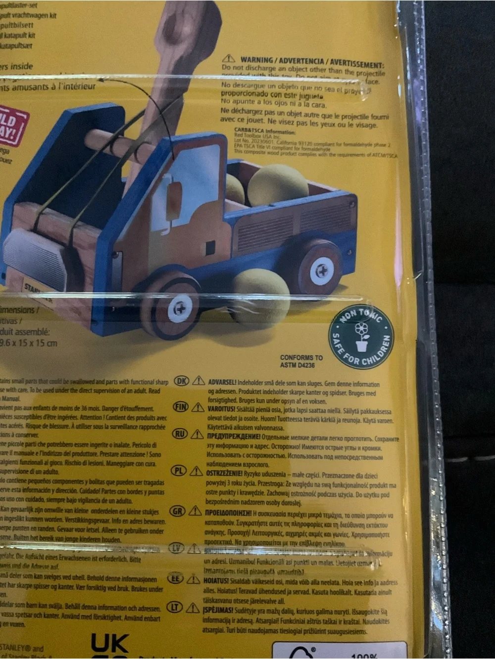 STANLEY Jr. Wooden Catapult Truck Kit - Yellow Accents